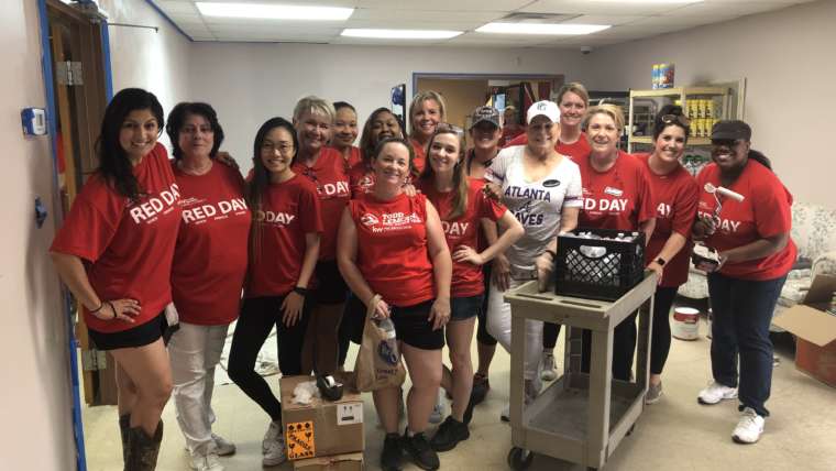 RealCommissions is proud to volunteer with Keller Williams on RED Day